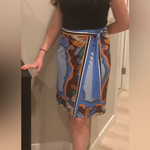 NWT Authentic Emilio Pucci print skirt SZ 44 - Picture 7 of 7